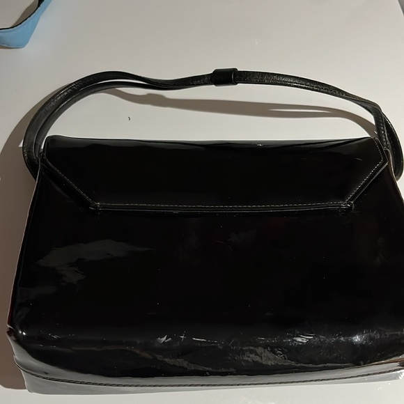 Vintage patent leather Canadian handbag 8”x5” - Picture 5 of 6